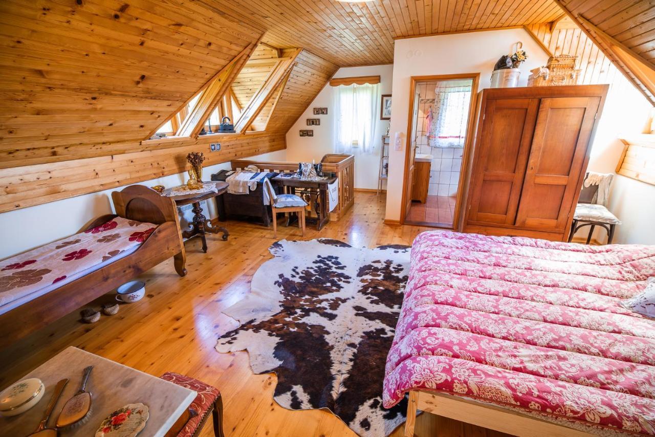 Authentic Countryside Villa With Hot Tub Veliki Kamen Екстер'єр фото